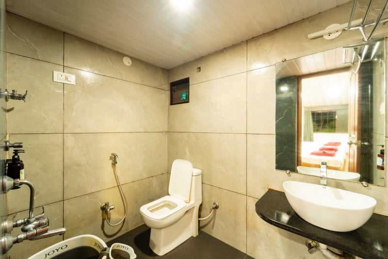 River Edge Dandeli | Washrooms